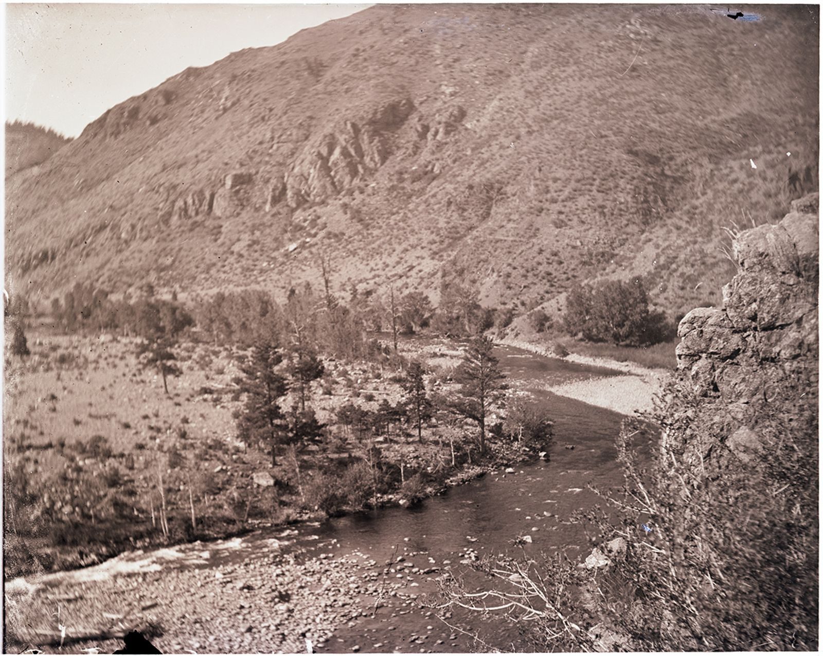 A photograph, 1903. Cache la Poudre River (Poudre River seepage trip).