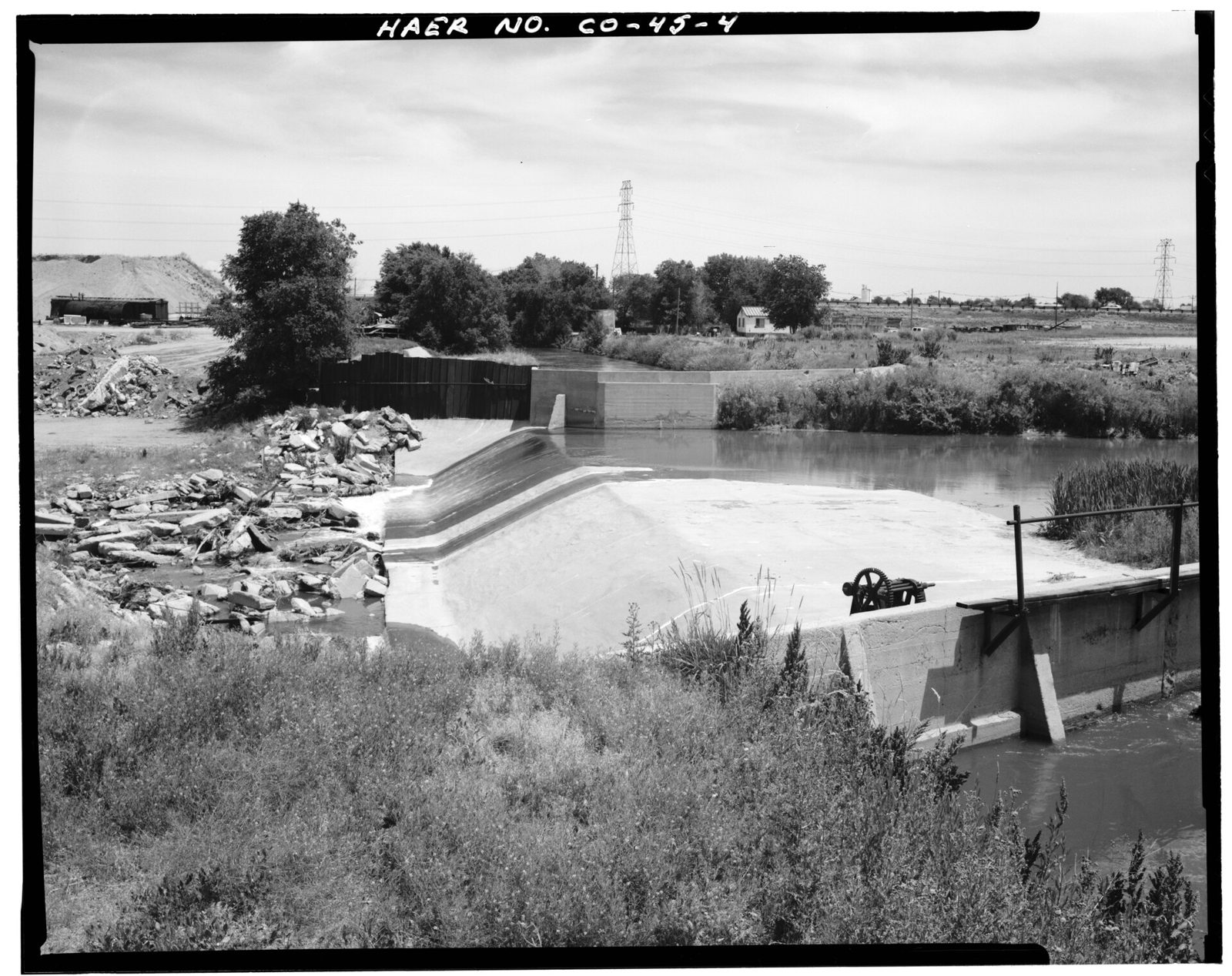 Burlington Ditch-sand creek intersection The Burlington Ditch is being siphoned below Sand Creek.