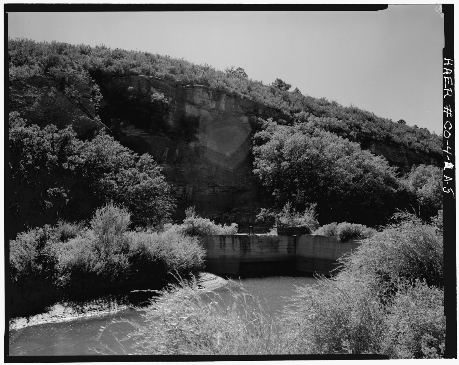 Tunnel entrance headgates.