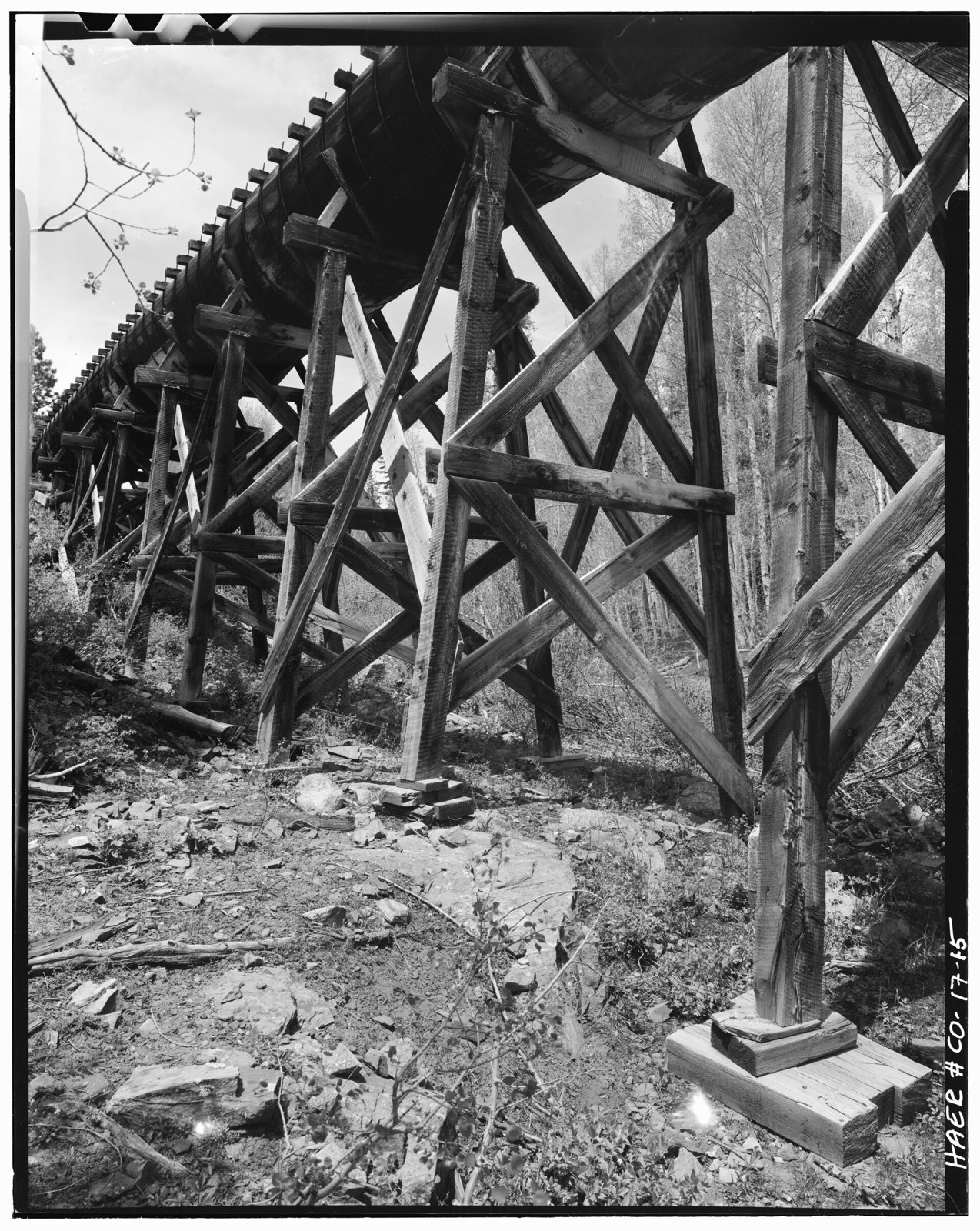 Frontal view of flume and typical trestle-1980.